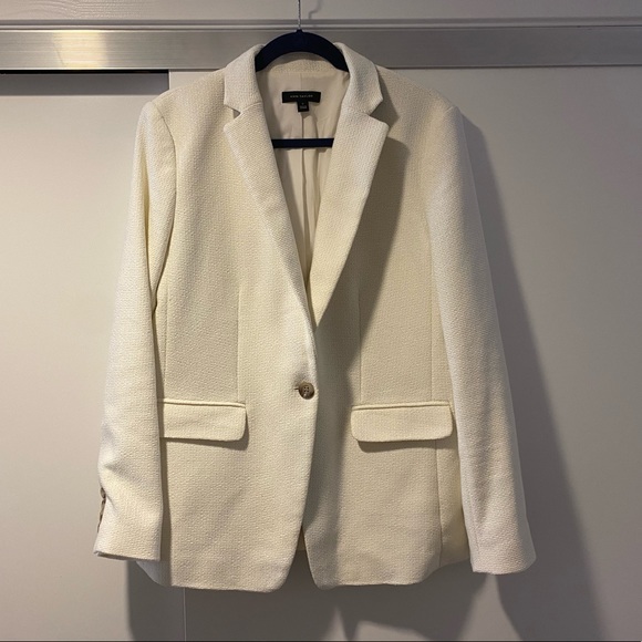 White tweed blazer with contrast collar - Picture 1 of 6